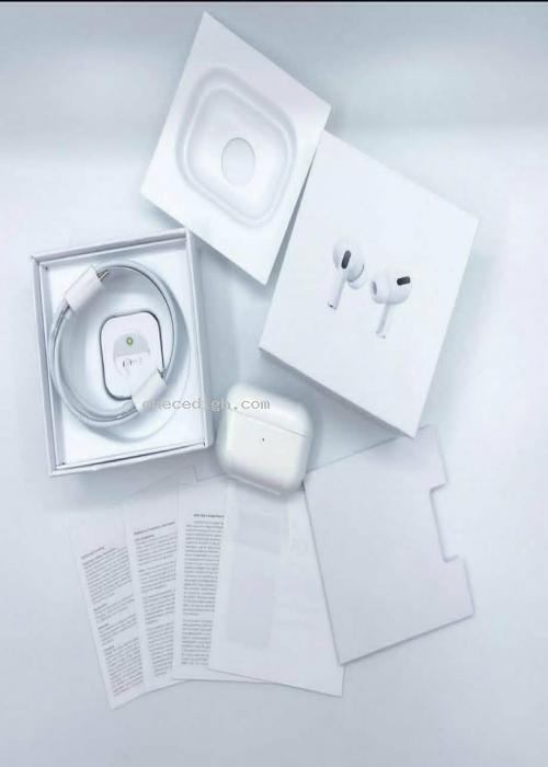 Airpods Pro and Type-C charger